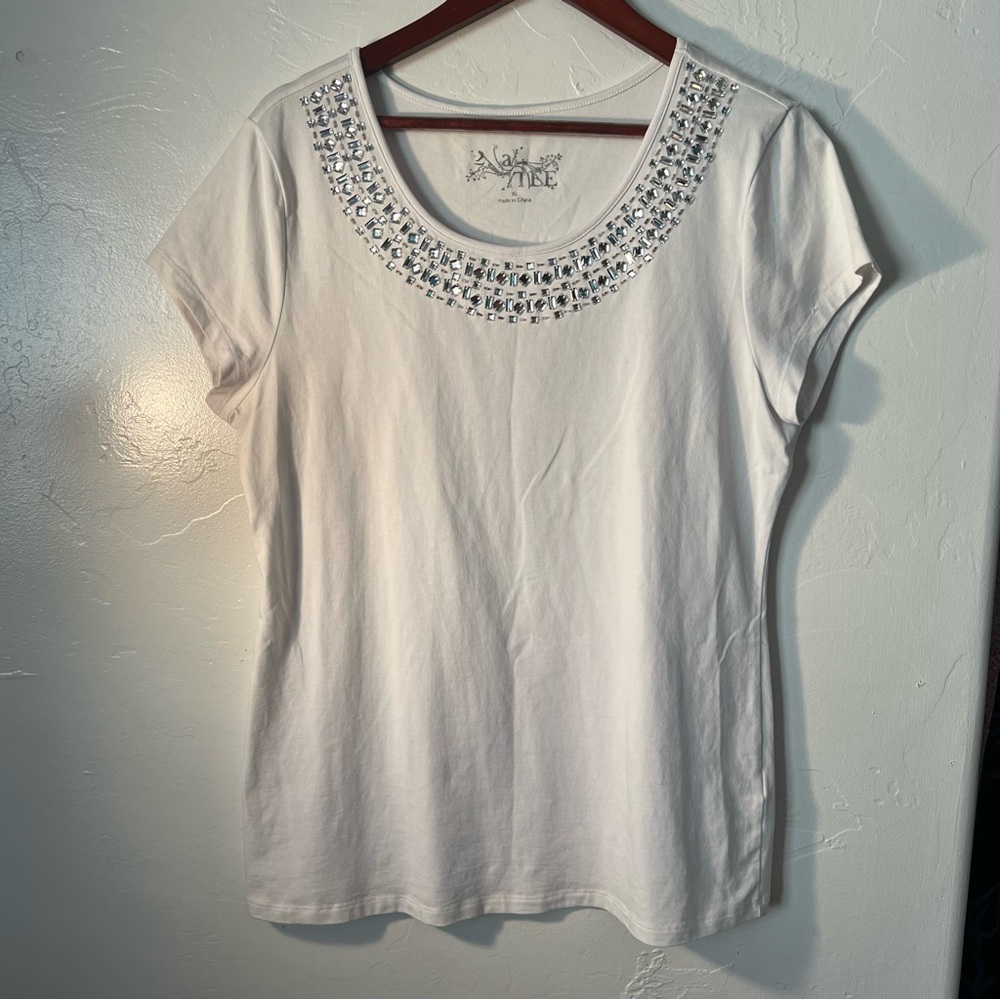 ATEE Embellished with Gems Cotton White Tee Size XL-measures L
